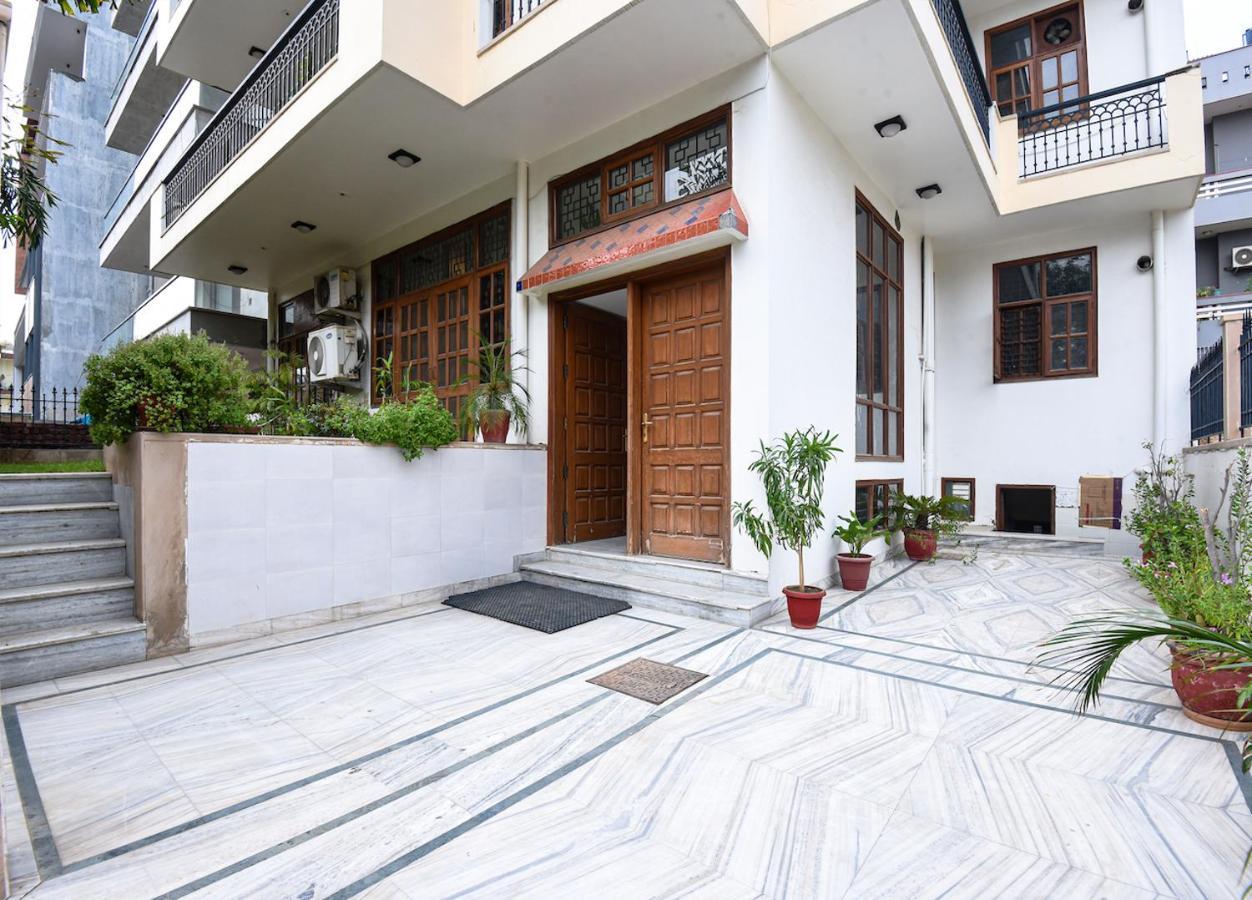 Bedchambers Serviced Apartments - Artemis Hospital Gurgaon Exterior photo