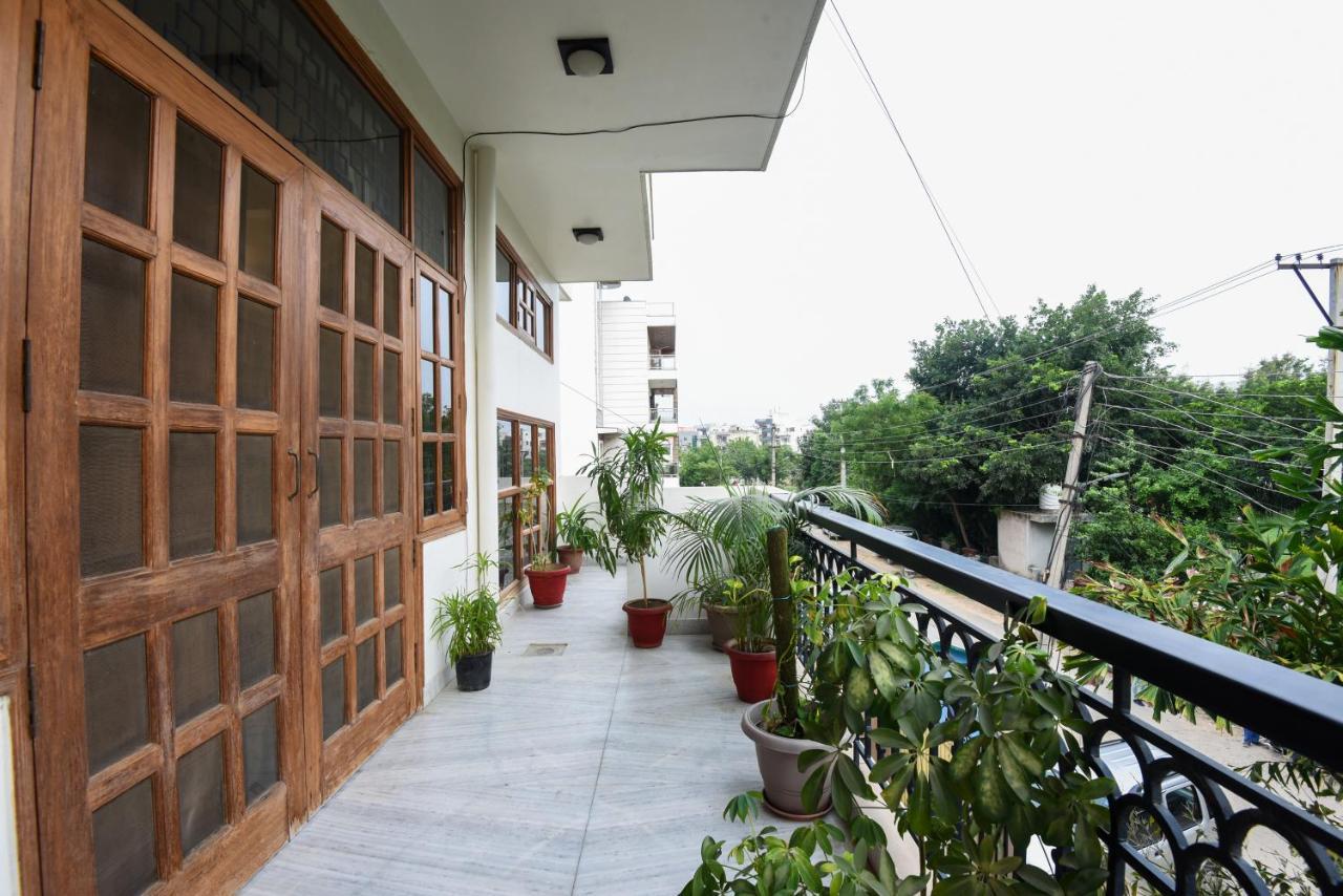 Bedchambers Serviced Apartments - Artemis Hospital Gurgaon Exterior photo